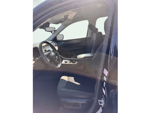 Used 2023 Jeep Grand Cherokee Laredo AWD/4WD image 10