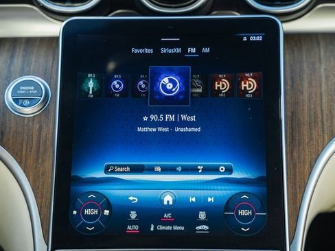 Used 2023 Mercedes-Benz C 300 4MATIC Sedan image 22