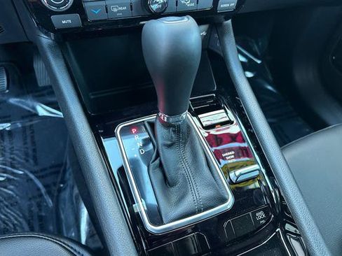 New 2026 Jeep Compass Latitude image 18