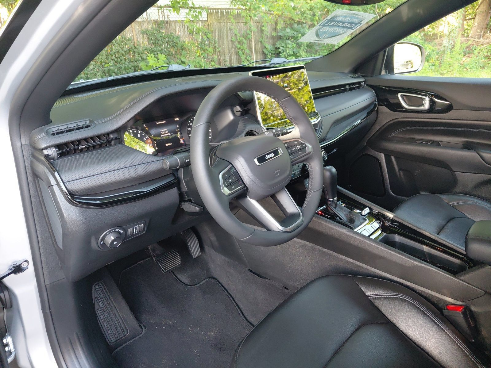 Used 2026 Jeep Compass Limited AWD/4WD image 20