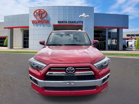 Used 2021 Toyota 4Runner Limited image 4