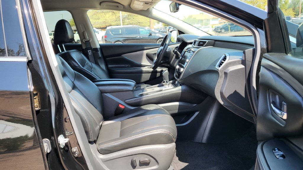 Used 2023 Nissan Murano SV w/ SV Midnight Edition Package FWD image 19