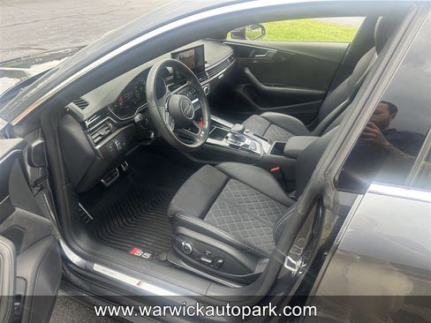 Used 2022 Audi S5 Premium Plus image 3