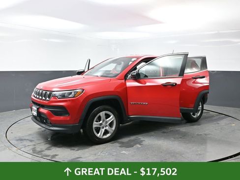 Used 2023 Jeep Compass Sport image 57
