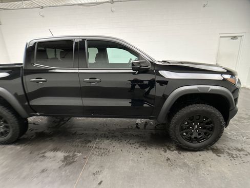 Used 2023 Chevrolet Colorado Trail Boss w/ Advanced Trailering Package image 15