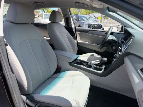 Used 2018 Hyundai Sonata SE FWD image 21