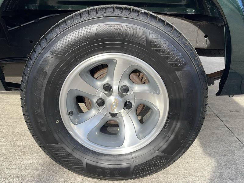 Used 2001 Chevrolet S10 Pickup LS w/ Preferred Equipment Group RWD image 16
