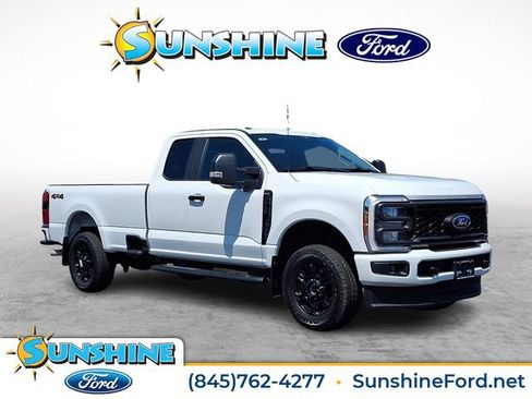 Used 2023 Ford F250 XL w/ STX Appearance Package AWD/4WD image 1