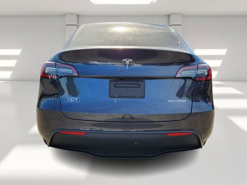Used 2024 Tesla Model Y Long Range image 4
