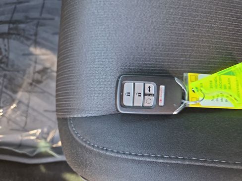 Used 2018 Honda Accord EX image 28