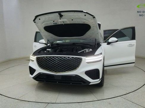 Used 2023 Genesis GV70 3.5T Sport w/ Sport Prestige Package AWD/4WD image 79