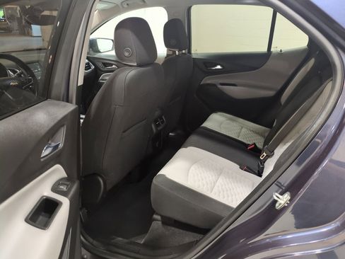 Used 2018 Chevrolet Equinox LT AWD/4WD image 15