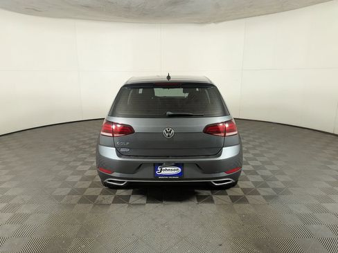 Used 2019 Volkswagen Golf S image 8