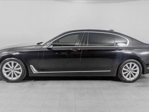 Used 2017 BMW 740i RWD image 3