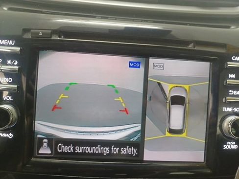 Used 2021 Nissan Murano Platinum w/ Cargo Package FWD image 28