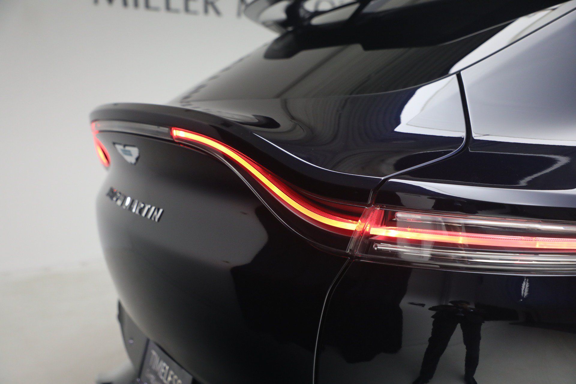 Used 2025 Aston Martin DBX 707 AWD/4WD image 33