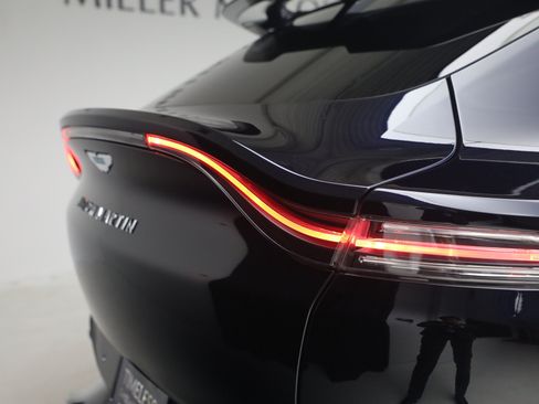 Used 2025 Aston Martin DBX 707 AWD/4WD image 33