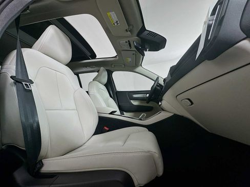 New 2026 Volvo XC40 B5 Ultra w/ Climate Package image 26