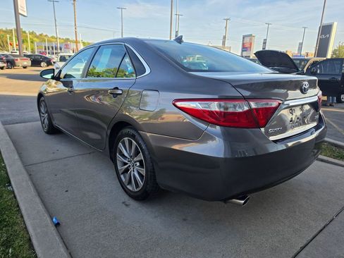Used 2016 Toyota Camry XLE w/ Advanced Technology Package FWD image 7