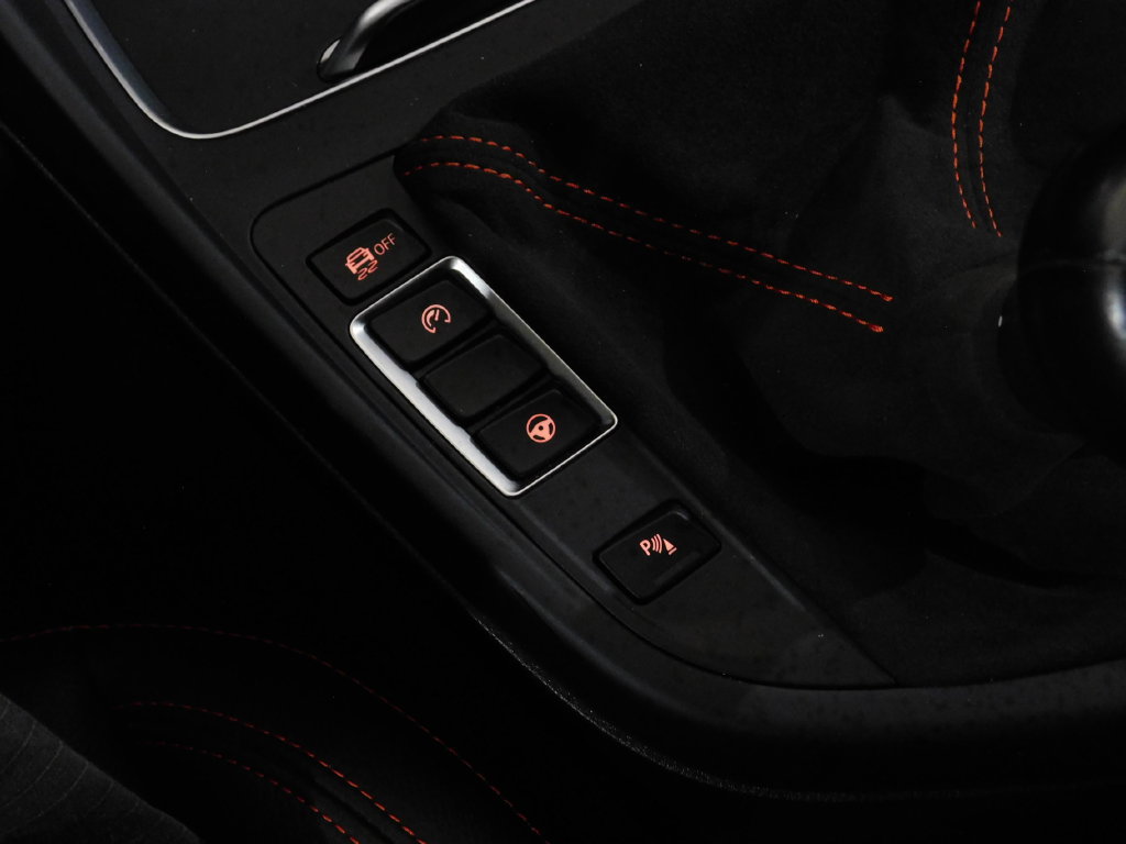 Used 2020 BMW M2 Competition RWD image 62