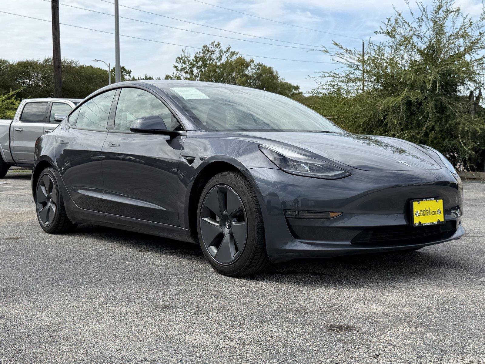 Used 2023 Tesla Model 3 Standard Range RWD image 7