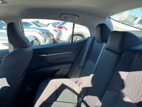 Used 2025 Toyota Camry LE image 39