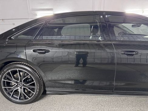 Used 2021 Audi A8 L 4.0T w/ Executive Plus Package AWD/4WD image 9