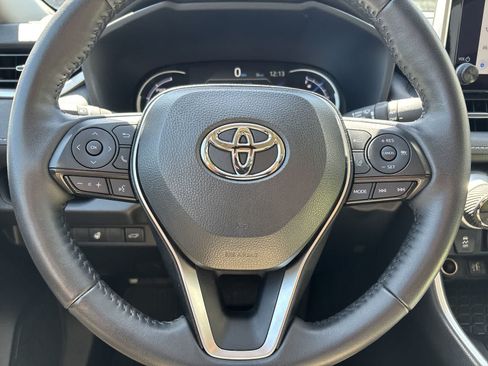 Used 2025 Toyota RAV4 XLE Premium w/ Weather Package AWD/4WD image 7