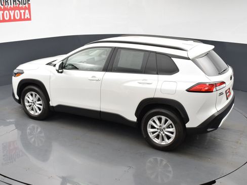 Used 2022 Toyota Corolla Cross LE w/ Black Badges Package (TMS) image 19