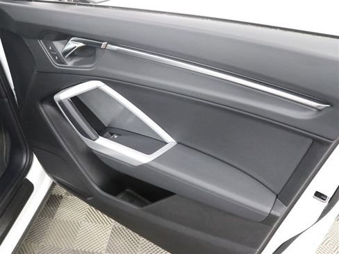 Used 2023 Audi Q3 2.0T Premium AWD/4WD image 29