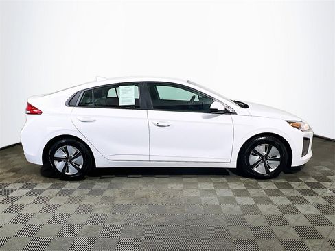 Used 2022 Hyundai Ioniq Blue image 9