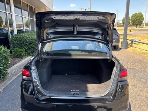 Used 2025 Nissan Versa SV FWD image 24