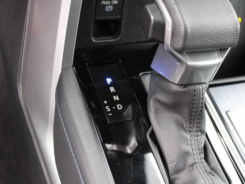 Used 2024 Toyota Tundra Platinum image 17