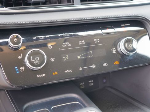 Certified 2026 INFINITI QX60 Luxe w/ Cargo Package image 16