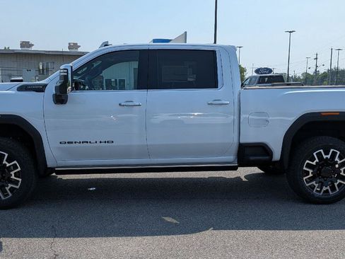 New 2026 GMC Sierra 2500 Denali Ultimate w/ LPO, Black Badging Package AWD/4WD image 6