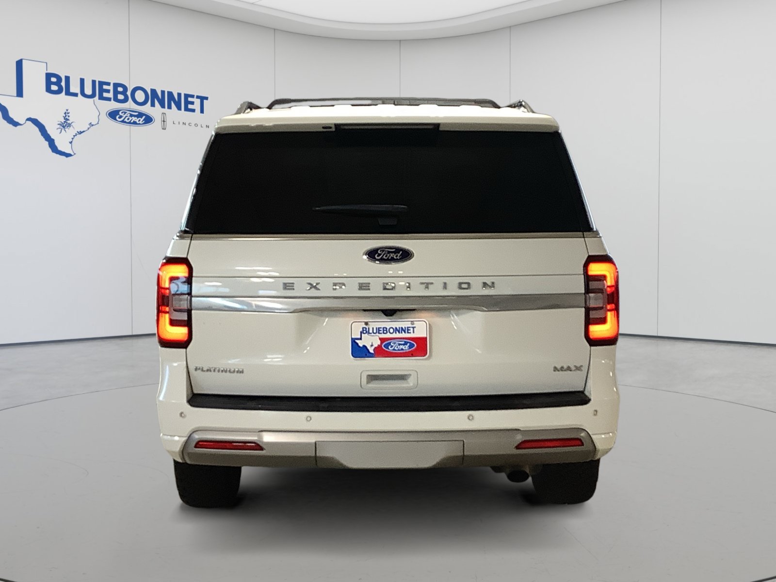Used 2023 Ford Expedition Max Platinum AWD/4WD image 6