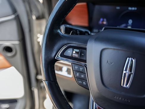 Used 2022 Lincoln Navigator L Reserve AWD/4WD image 13