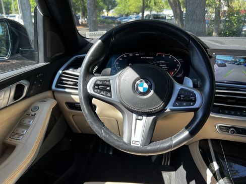 Used 2021 BMW X7 M50i AWD/4WD image 34