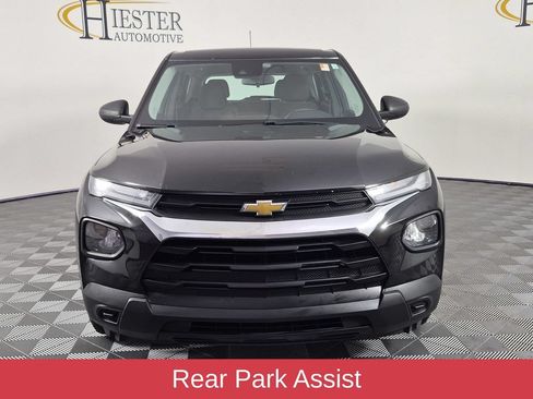 Used 2022 Chevrolet TrailBlazer LS FWD image 9
