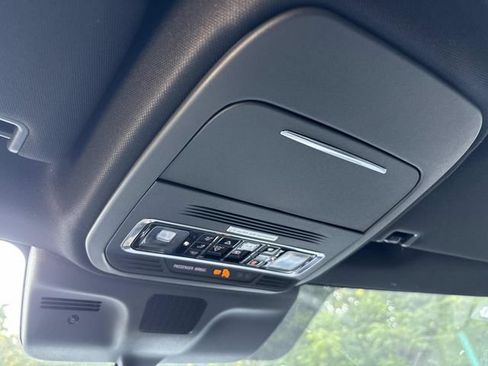New 2027 Lincoln Navigator Reserve w/ Jet Appearance Package AWD/4WD image 32