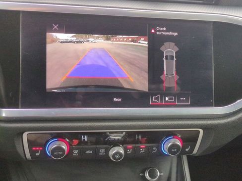 Used 2022 Audi Q3 2.0T Premium image 20