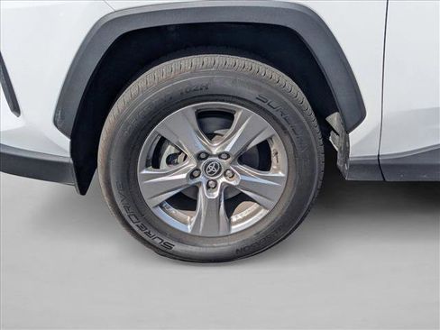 Used 2024 Toyota RAV4 XLE FWD image 30