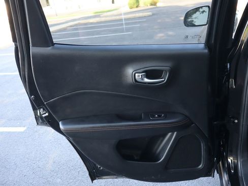Used 2019 Jeep Compass Limited AWD/4WD image 47