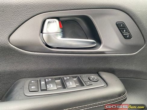 New 2026 Chrysler Pacifica Select image 25