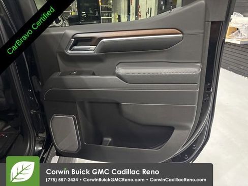 Certified 2025 GMC Sierra 1500 Denali w/ Denali Reserve Package AWD/4WD image 36