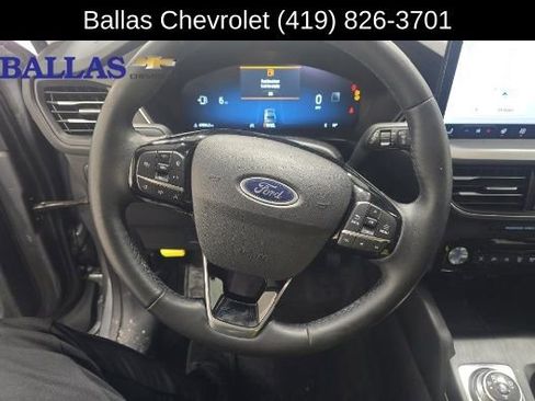 Used 2024 Ford Escape Platinum AWD/4WD image 10
