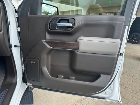Used 2021 GMC Sierra 1500 SLT w/ SLT Premium Plus Package RWD image 36