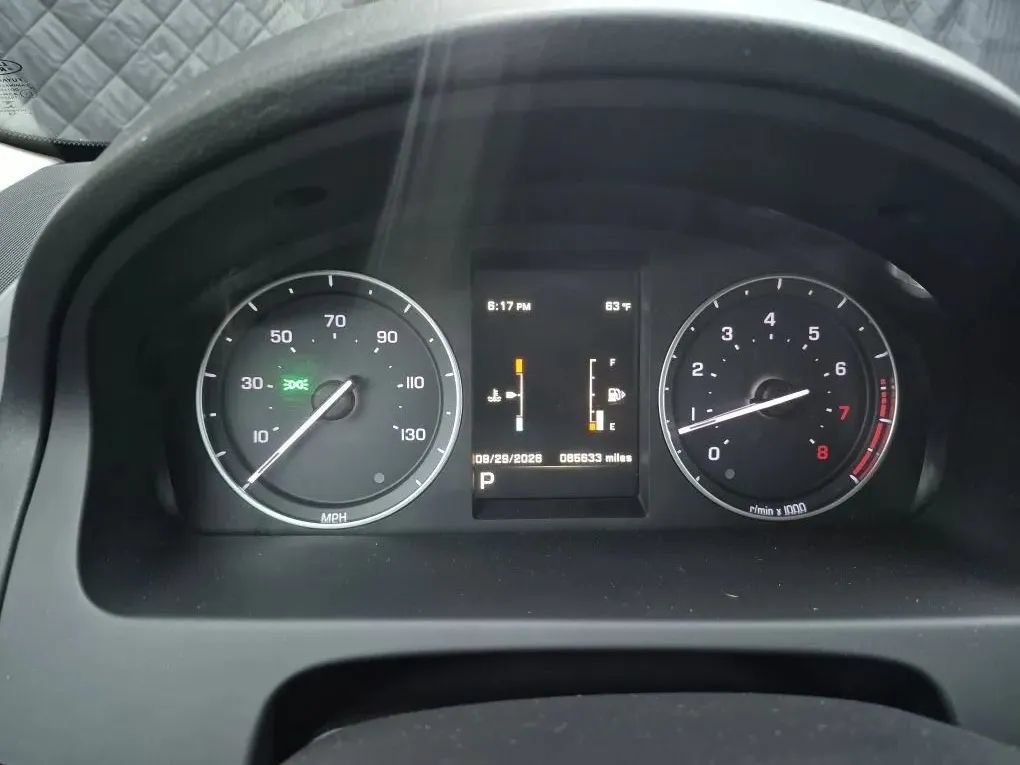Used 2014 Land Rover LR2 HSE AWD/4WD image 9