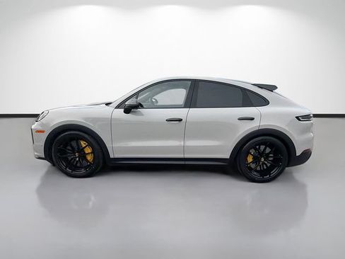 Used 2024 Porsche Cayenne Turbo GT AWD/4WD image 6
