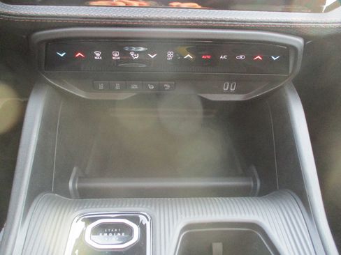New 2026 Jeep Cherokee Overland w/ Advanced Pro Tech Group AWD/4WD image 8